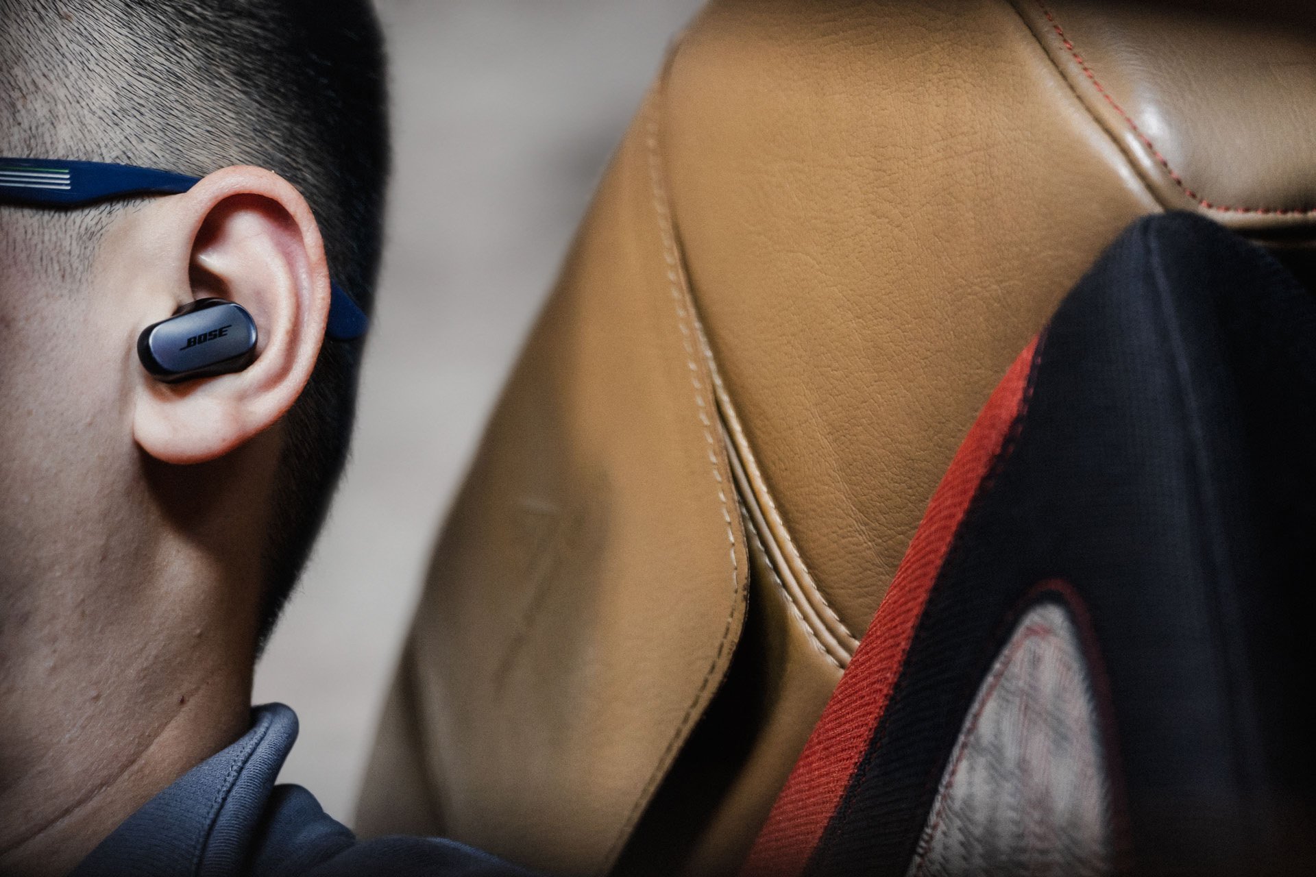 How I Use Bluetooth Earbuds on Flights